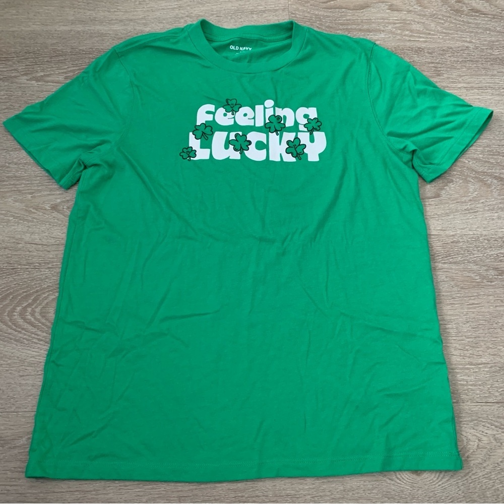 Old Navy Green Feeling Lucky T-Shirt Size S